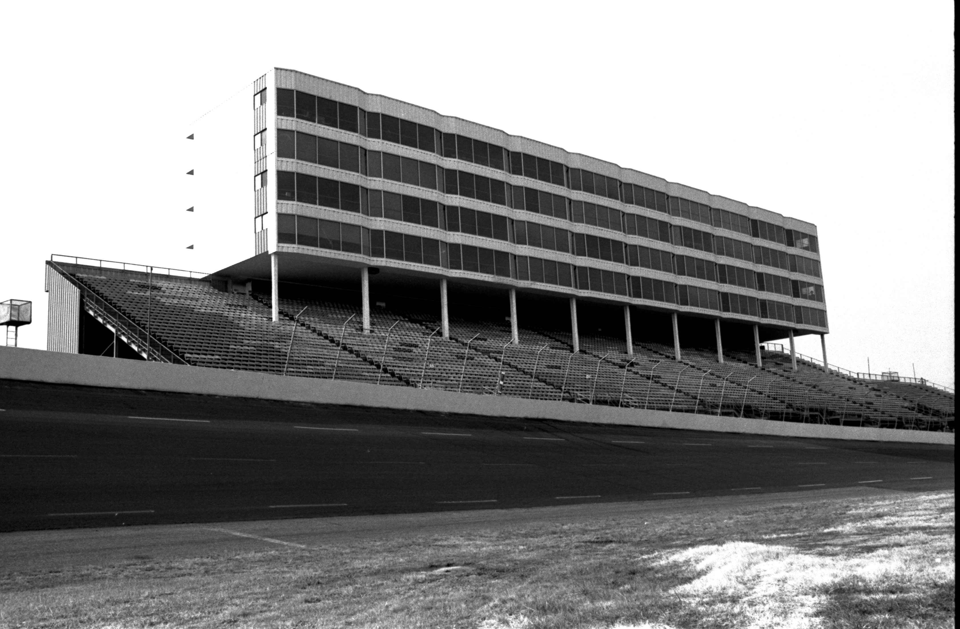 Company Speedway Motorsports